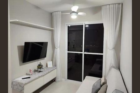 Sala de apartamento para alugar com 2 quartos, 43m² em Santo Cristo, Rio de Janeiro
