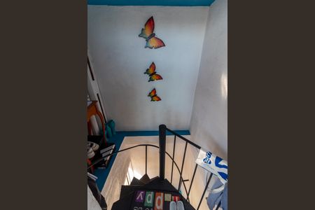 Casa à venda com 230m², 6 quartos e sem vagaCasa 2 - Escada