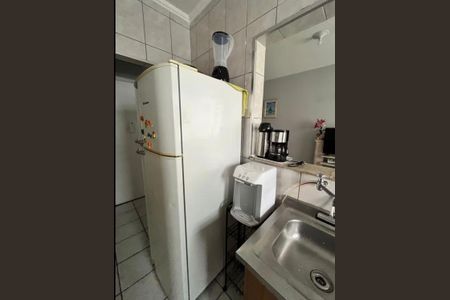 Cozinha de apartamento para alugar com 1 quarto, 45m² em Jardim Sao Miguel, Guarujá