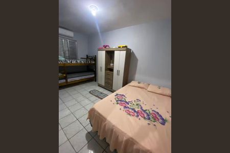 Quarto de apartamento para alugar com 1 quarto, 45m² em Jardim Sao Miguel, Guarujá