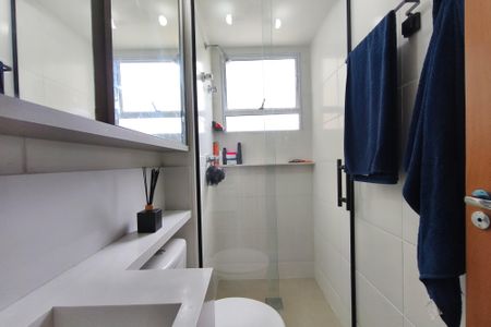 Apartamento à venda com 58m², 2 quartos e 1 vaga Apartamento à venda com 58m², 2 quartos e 1 vagaBanheiro Suíte