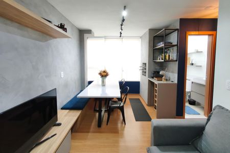 Sala de apartamento à venda com 2 quartos, 58m² em Jardim Nova Europa, Campinas