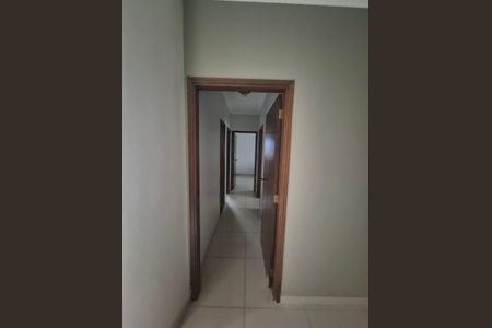 Casa para alugar com 3 quartos, 247m² em Pqe Bandeirantes, Ribeirão Preto