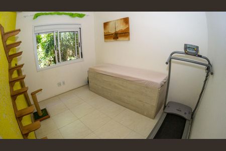 Quarto 2 de apartamento para alugar com 2 quartos, 49m² em Ipanema, Porto Alegre
