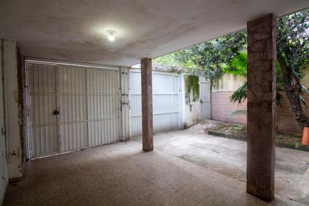 Casa para alugar com 250m², 4 quartos e 2 vagas