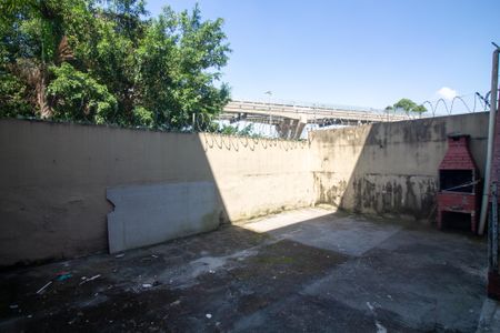 Casa para alugar com 250m², 4 quartos e 2 vagas Casa para alugar com 250m², 4 quartos e 2 vagasQuintal / Churrasqueira