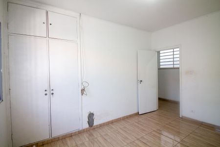 Casa para alugar com 250m², 4 quartos e 2 vagas Casa para alugar com 250m², 4 quartos e 2 vagasSuíte 2
