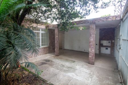 Casa para alugar com 250m², 4 quartos e 2 vagas