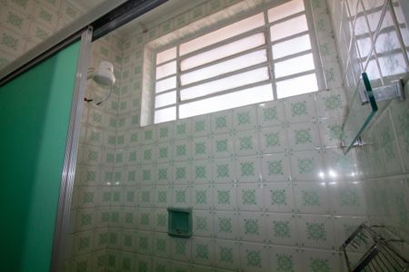 Casa para alugar com 250m², 4 quartos e 2 vagas Casa para alugar com 250m², 4 quartos e 2 vagasBanheiro da Suíte 2