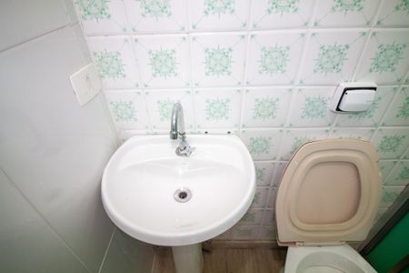 Casa para alugar com 250m², 4 quartos e 2 vagas Casa para alugar com 250m², 4 quartos e 2 vagasBanheiro da Suíte 2