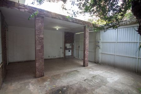Casa para alugar com 250m², 4 quartos e 2 vagas