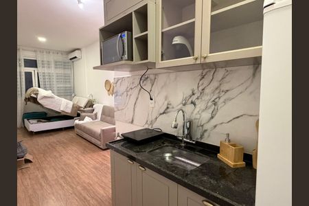 Cozinha de apartamento à venda com 1 quarto, 30m² em Centro, Rio de Janeiro