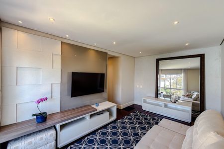 Casa à venda com 462m², 4 quartos e 2 vagas Casa à venda com 462m², 4 quartos e 2 vagasSala