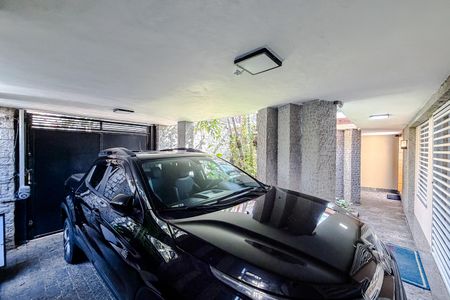 Casa à venda com 462m², 4 quartos e 2 vagas Casa à venda com 462m², 4 quartos e 2 vagasGaragem