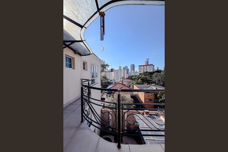 Casa à venda com 462m², 4 quartos e 2 vagas Casa à venda com 462m², 4 quartos e 2 vagasVaranda da Suíte 2