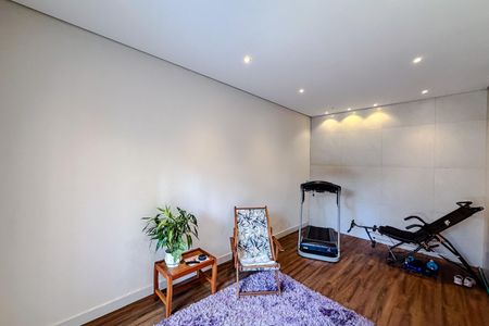 Casa à venda com 462m², 4 quartos e 2 vagas Casa à venda com 462m², 4 quartos e 2 vagasEscritório