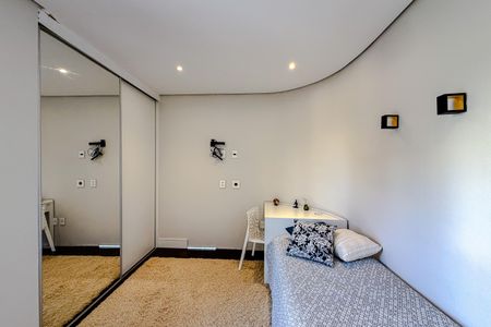 Casa à venda com 462m², 4 quartos e 2 vagas Casa à venda com 462m², 4 quartos e 2 vagasQuarto 1 - Suíte