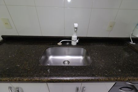 Apartamento à venda com 73m², 2 quartos e 1 vagaCozinha - Pia