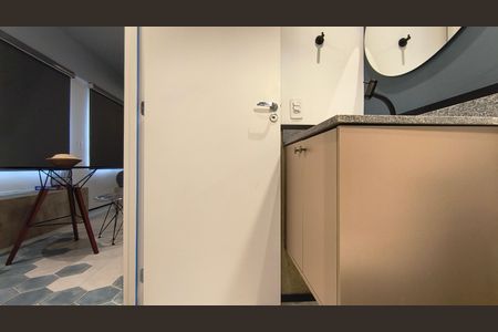 Banheiro de kitnet/studio para alugar com 1 quarto, 24m² em Vila Mariana, São Paulo