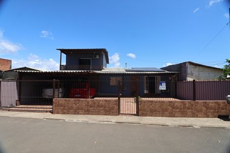 Casa à venda com 120m², 3 quartos e 2 vagasFachada