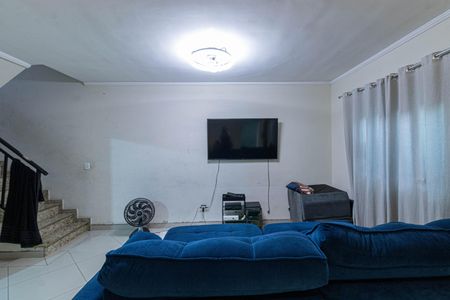 Casa para alugar com 158m², 3 quartos e 2 vagasSala