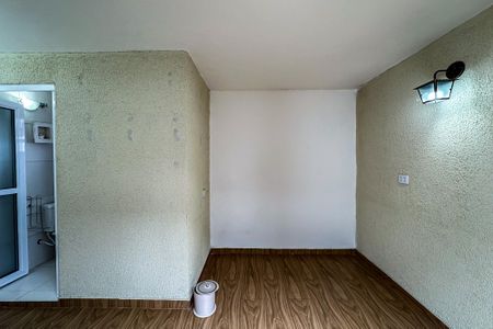 Casa à venda com 200m², 3 quartos e 2 vagas Casa à venda com 200m², 3 quartos e 2 vagasEdícula