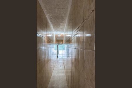 Casa à venda com 200m², 3 quartos e 2 vagas Casa à venda com 200m², 3 quartos e 2 vagasCorredor