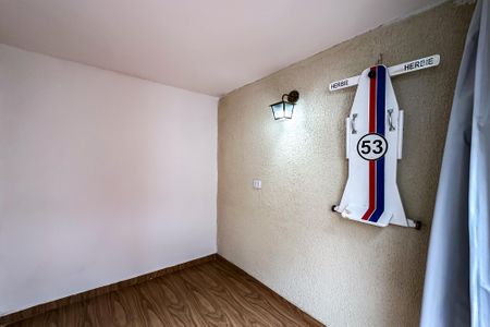 Casa à venda com 200m², 3 quartos e 2 vagas Casa à venda com 200m², 3 quartos e 2 vagasEdícula