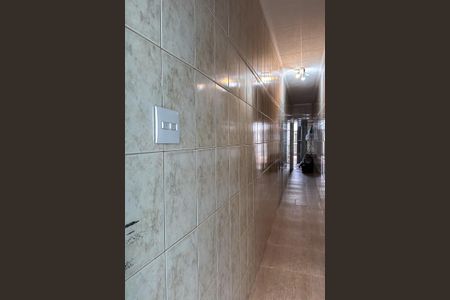 Casa à venda com 200m², 3 quartos e 2 vagas Casa à venda com 200m², 3 quartos e 2 vagasCorredor