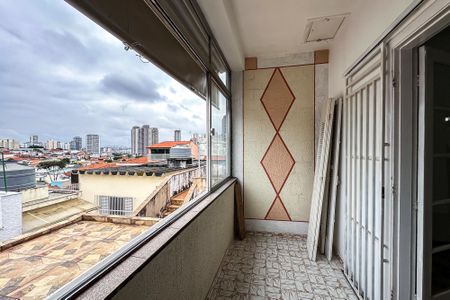 Casa à venda com 200m², 3 quartos e 2 vagas Casa à venda com 200m², 3 quartos e 2 vagasVaranda do Quarto 2