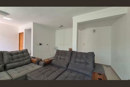 Casa à venda com 117m², 2 quartos e 2 vagas