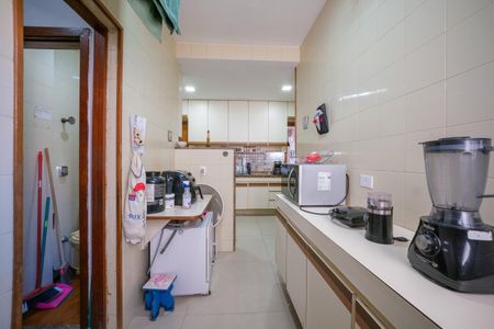 Apartamento para alugar com 86m², 2 quartos e 1 vagaÁrea de Serviço