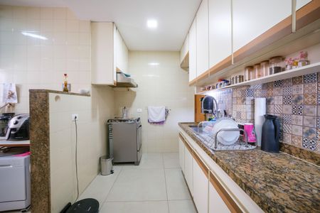 Apartamento para alugar com 86m², 2 quartos e 1 vagaCozinha