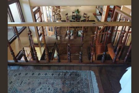 Casa de condomínio à venda com 365m², 5 quartos e 2 vagas