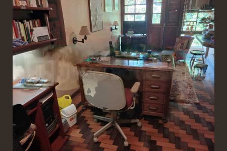 Casa de condomínio à venda com 365m², 5 quartos e 2 vagas