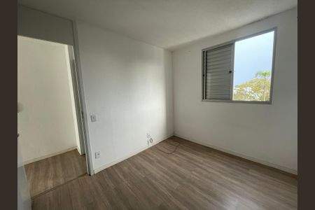 Quarto 1 de apartamento para alugar com 2 quartos, 48m² em Roselândia, Cotia
