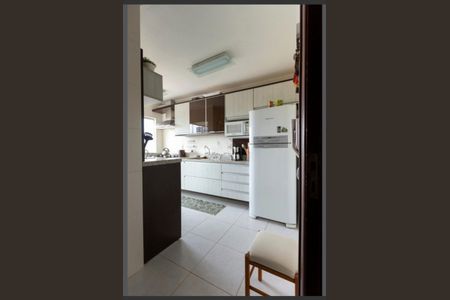 Apartamento à venda com 80m², 2 quartos e 1 vagaCozinha