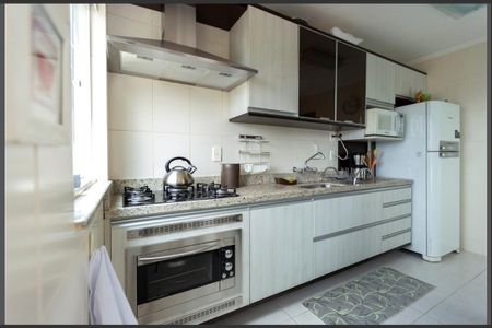 Apartamento à venda com 80m², 2 quartos e 1 vagaCozinha