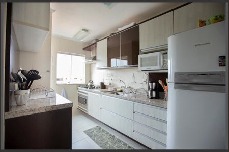 Apartamento à venda com 80m², 2 quartos e 1 vagaCozinha