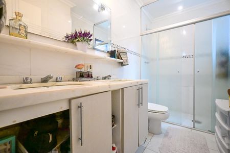 Casa para alugar com 250m², 3 quartos e 3 vagasBanheiro Suíte