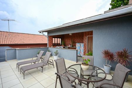 Casa para alugar com 250m², 3 quartos e 3 vagasTerraço 