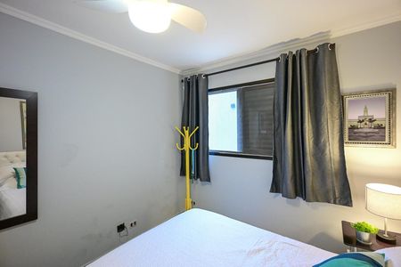 Quarto 1 de casa para alugar com 3 quartos, 250m² em Vila Morse, São Paulo