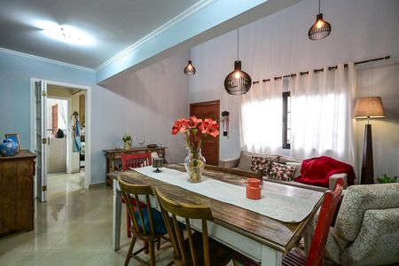 Sala de casa para alugar com 3 quartos, 250m² em Vila Morse, São Paulo