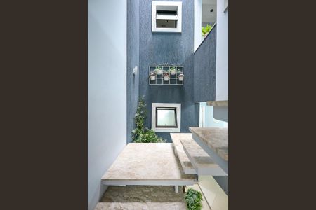 Casa para alugar com 250m², 3 quartos e 3 vagasEscada