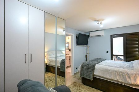 Casa para alugar com 250m², 3 quartos e 3 vagasSuíte