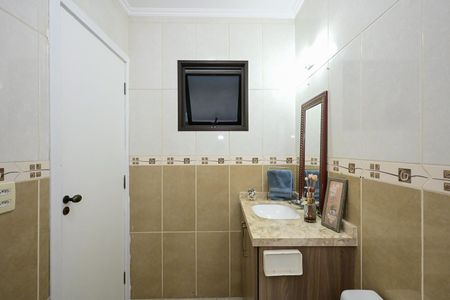 Casa para alugar com 250m², 3 quartos e 3 vagasLavabo