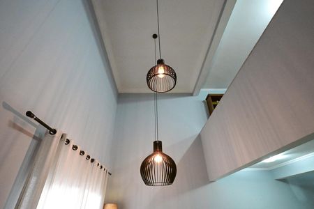 Pé Direito de casa para alugar com 3 quartos, 250m² em Vila Morse, São Paulo