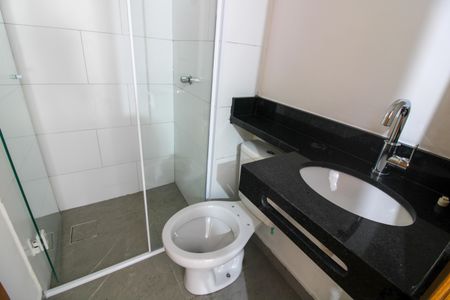 Apartamento para alugar com 33m², 2 quartos e sem vaga Apartamento para alugar com 33m², 2 quartos e sem vagaBanheiro