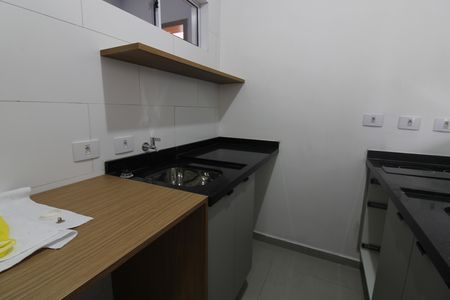 Cozinha / lavanderia de kitnet/studio para alugar com 1 quarto, 20m² em Vila Marieta, São Paulo