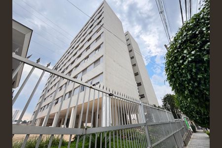 Apartamento para alugar com 63m², 2 quartos e 1 vaga Apartamento para alugar com 63m², 2 quartos e 1 vagaFachada